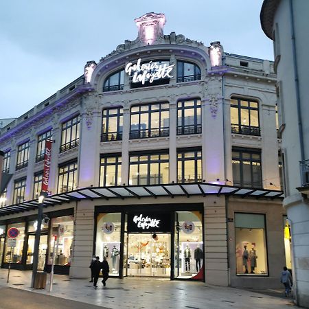 Confortable Appart 1Er Etage Centre Ville Netflix Béziers Eksteriør billede
